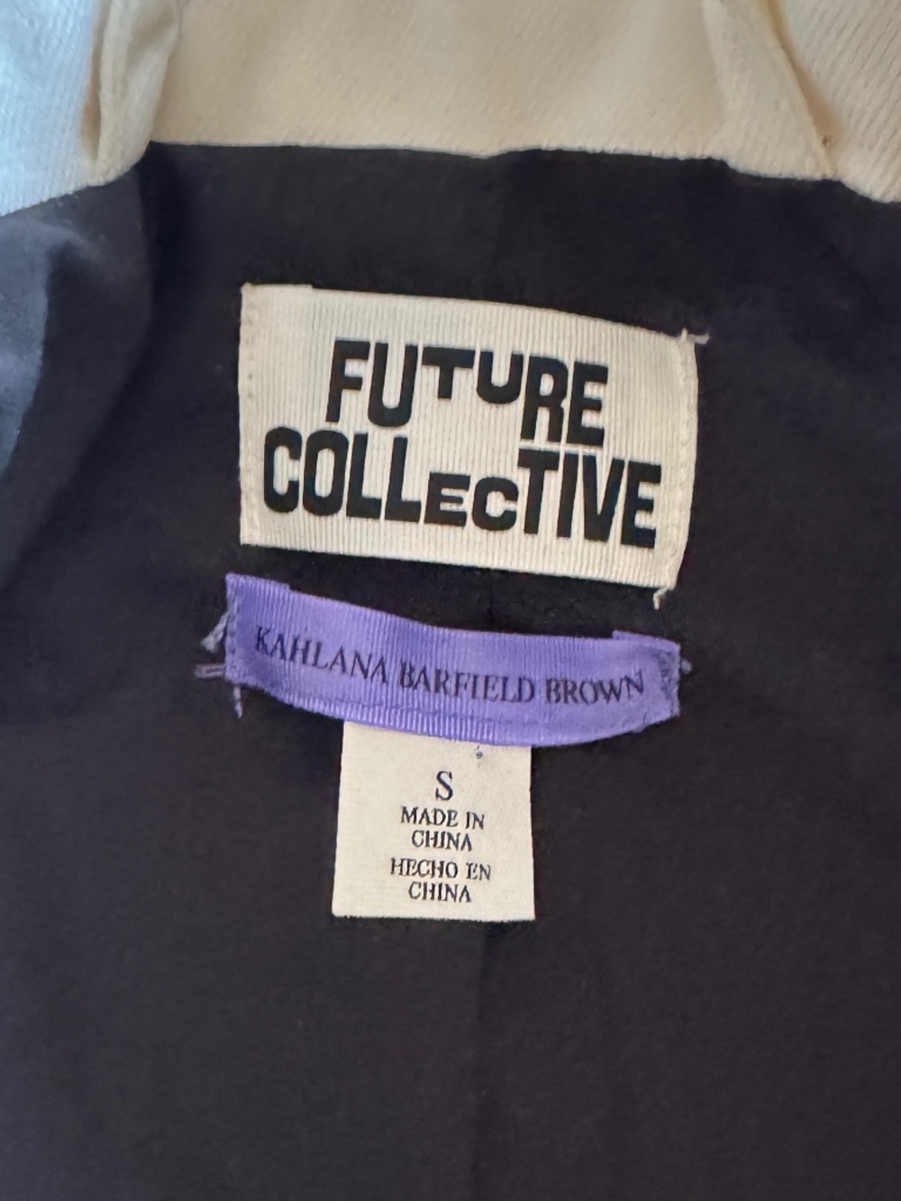 Preloved Future Collective Kahlana Barfield-Brown Open Shoulder Oversized Blazer - Picture 8 of 9